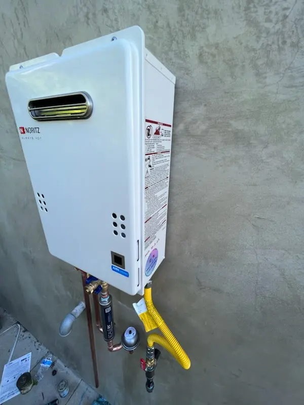 Tankless water heater installation for Neabsco Hills homes